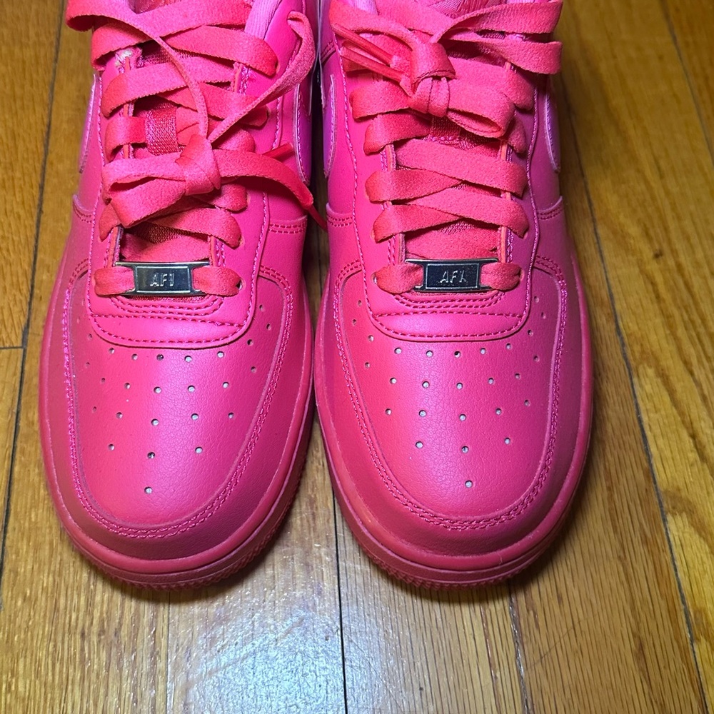 AF1 Womens Hot Pink Sneakers